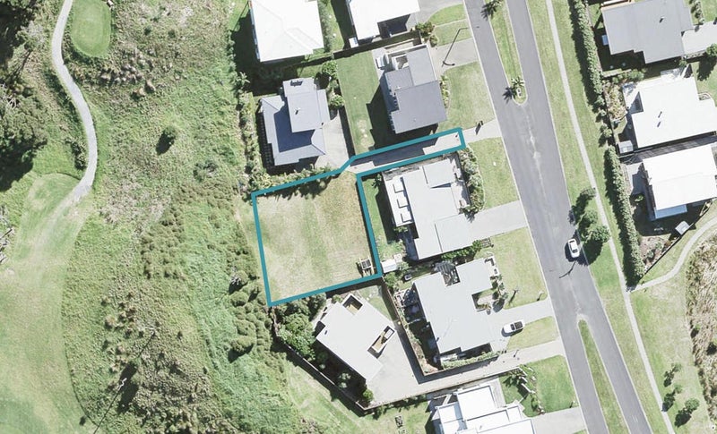 18 Mangatawhiri Road, Omaha - Carousel 1