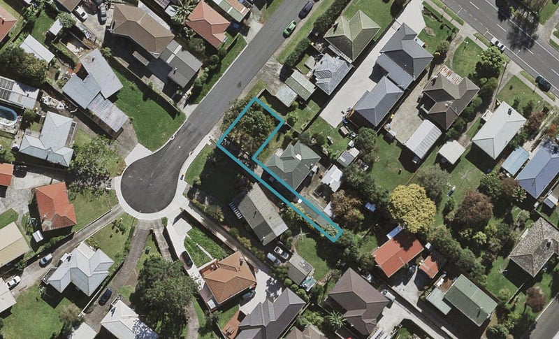 2 Ross Avenue, Papatoetoe, Auckland - Carousel 1