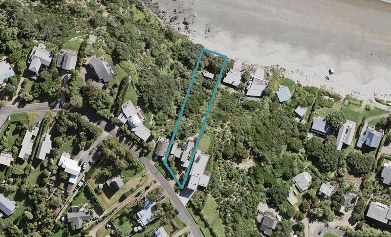 372 Sea View Road, Onetangi, Waiheke Island - Carousel 1