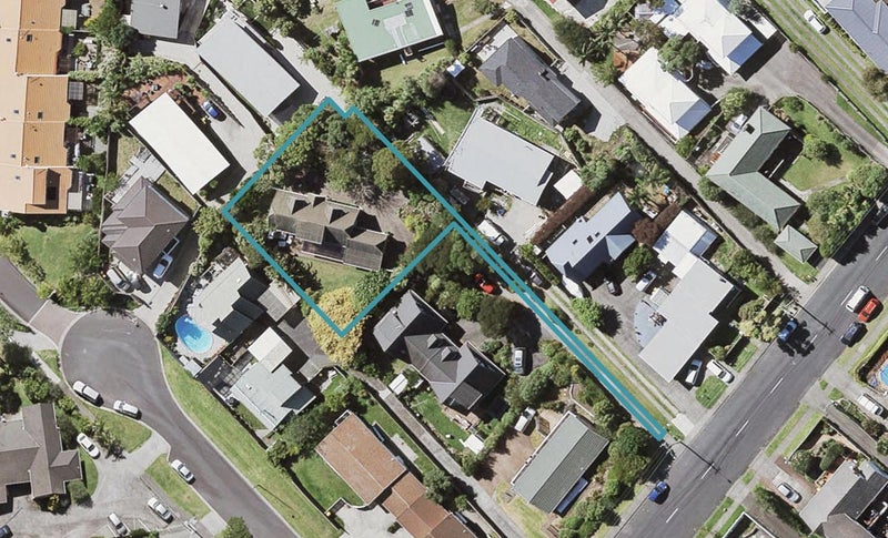 16B Sunnynook Road, Sunnynook, Auckland - Carousel 1