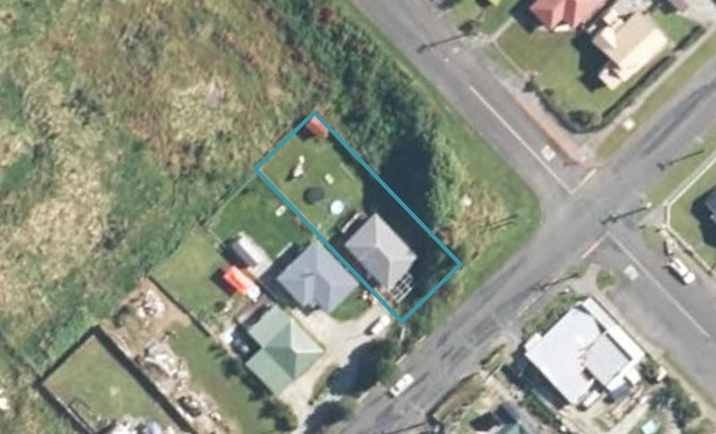 51 Hall Street, Cobden, Greymouth - Carousel 1