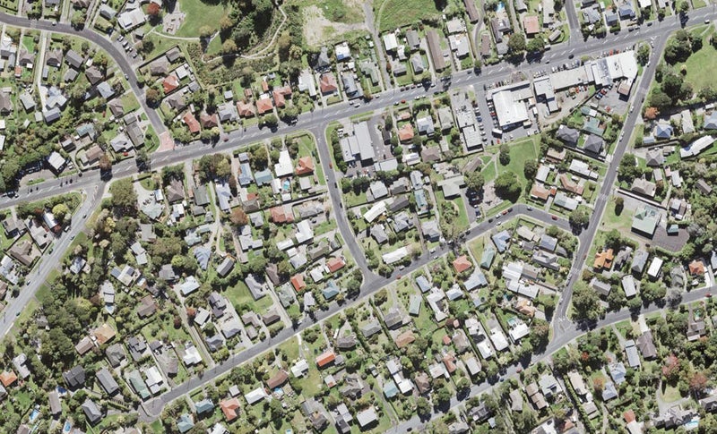 6 Lex Avenue, Green Bay, Auckland - Carousel 1