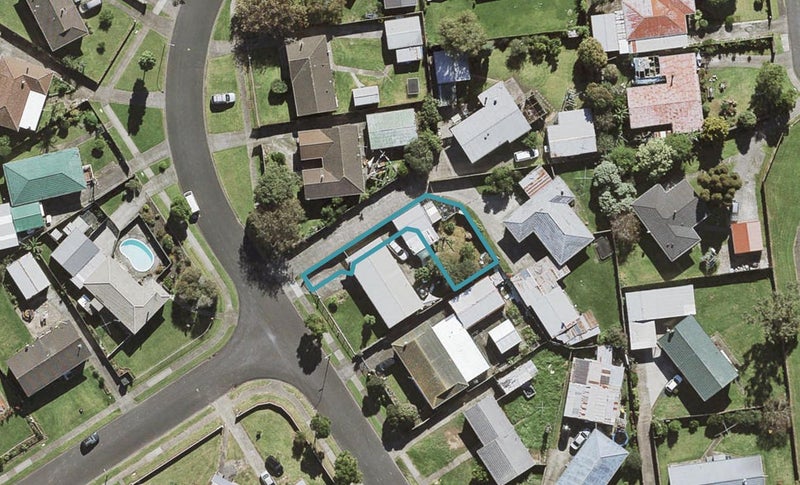 24D Staverton Crescent, Mangere, Auckland - Carousel 1