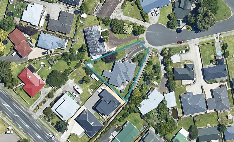 30 Lynwood Place, Brookfield, Tauranga - Carousel 1