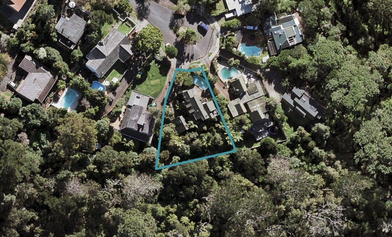 24 Blundell Place, Chatswood, Auckland - Carousel 1