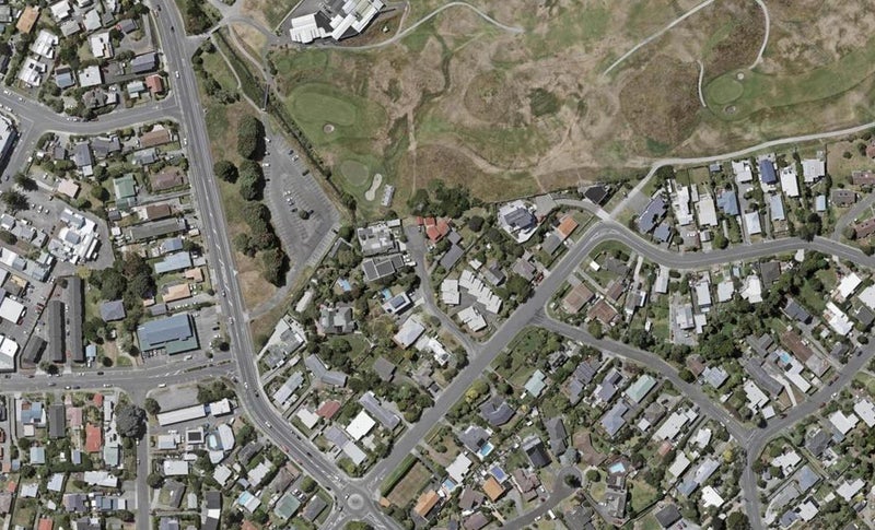 6 Knight Avenue, Paraparaumu Beach, Paraparaumu - Carousel 1
