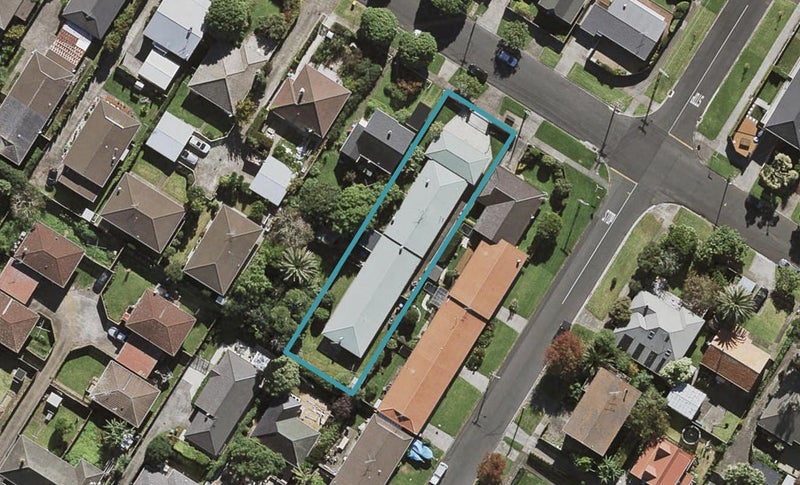 2/48 Rawhiti Road, Onehunga, Auckland - Carousel 1