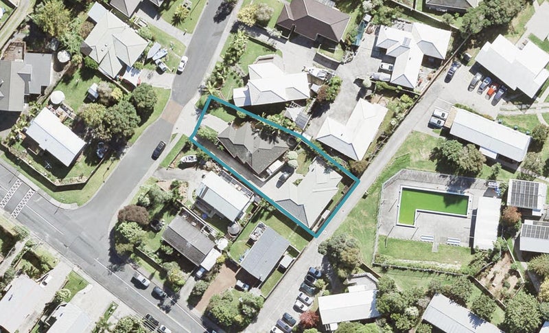 4B Greta Place, Stanmore Bay, Whangaparaoa - Carousel 1