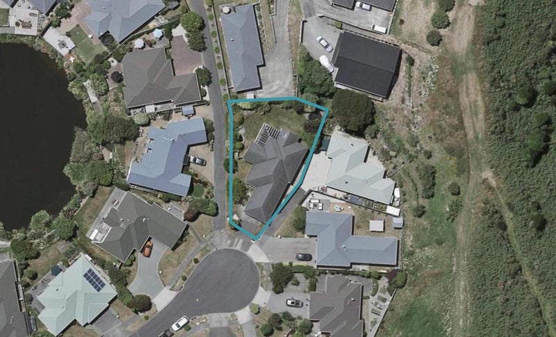 68 Lorna Irene Drive, Raumati South, Paraparaumu - Carousel 1