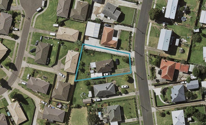 9 Piako Street, Otara, Auckland - Carousel 1