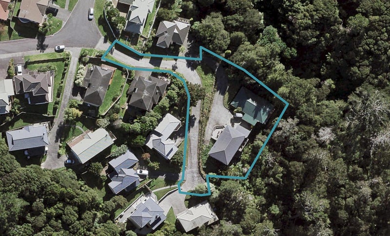 2/44 Noeleen Street, Glenfield, Auckland - Carousel 1