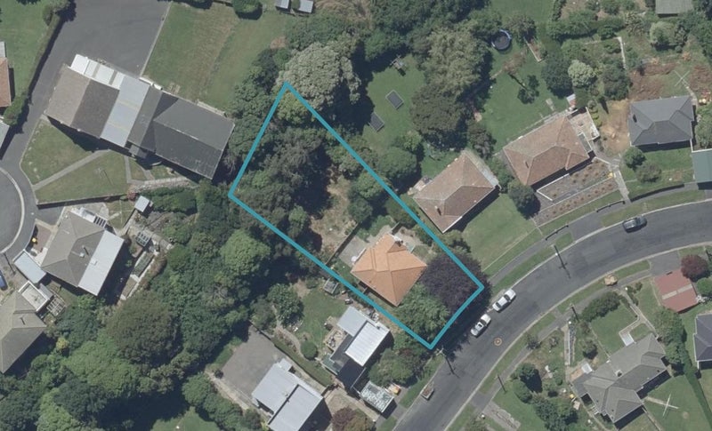 27 Strathearn Avenue, Wakari, Dunedin - Carousel 1