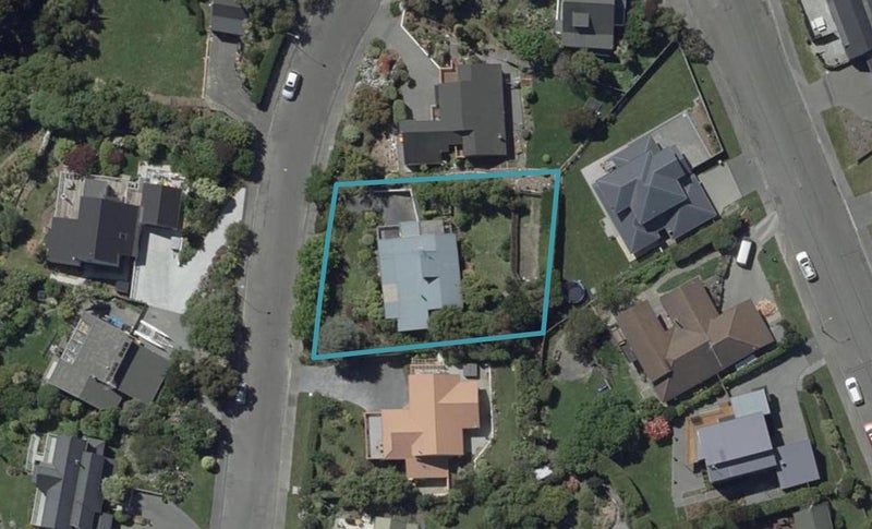 5 Woodside Common, Westmorland, Christchurch - Carousel 1