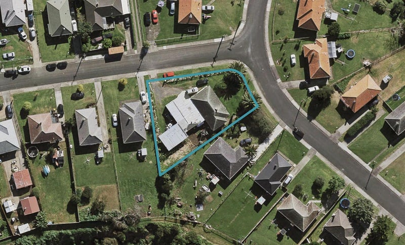 64 Firth Crescent, Otara, Auckland - Carousel 1
