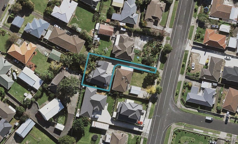110 Rangitoto Road, Papatoetoe, Auckland - Carousel 1
