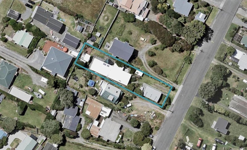 23 Babbacombe Avenue, Otaki Beach, Otaki - Carousel 1
