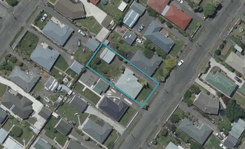 9 Frensham Crescent, Woolston, Christchurch - Carousel 1