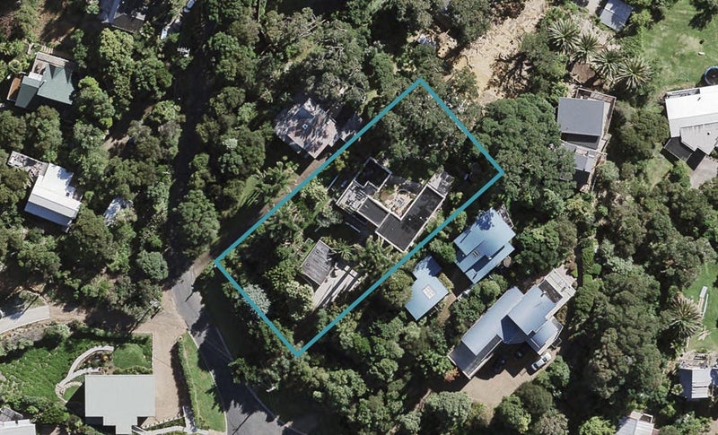 44 Tiri View Road, Palm Beach, Waiheke Island - Carousel 1