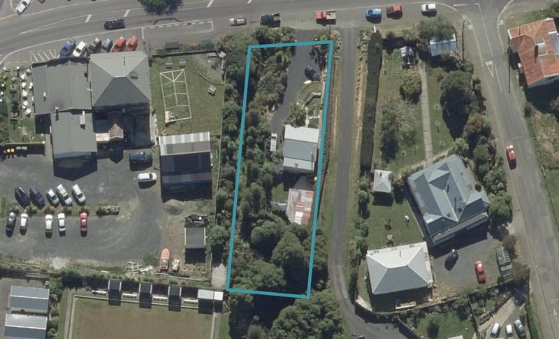8 Harington Point Road, Portobello, Dunedin - Carousel 1