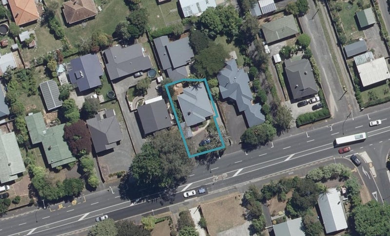 13 Boundary Road, Claudelands, Hamilton - Carousel 1