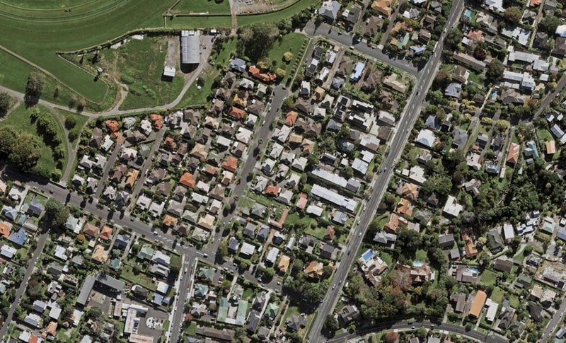 2/7 Lonsdale Street, Ellerslie, Auckland - Carousel 1