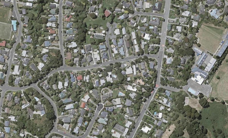 50 Tiromoana Road, Raumati South, Paraparaumu - Carousel 1