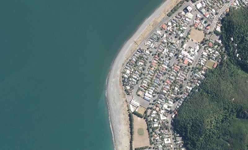 153 Marine Parade, Eastbourne, Lower Hutt - Carousel 1
