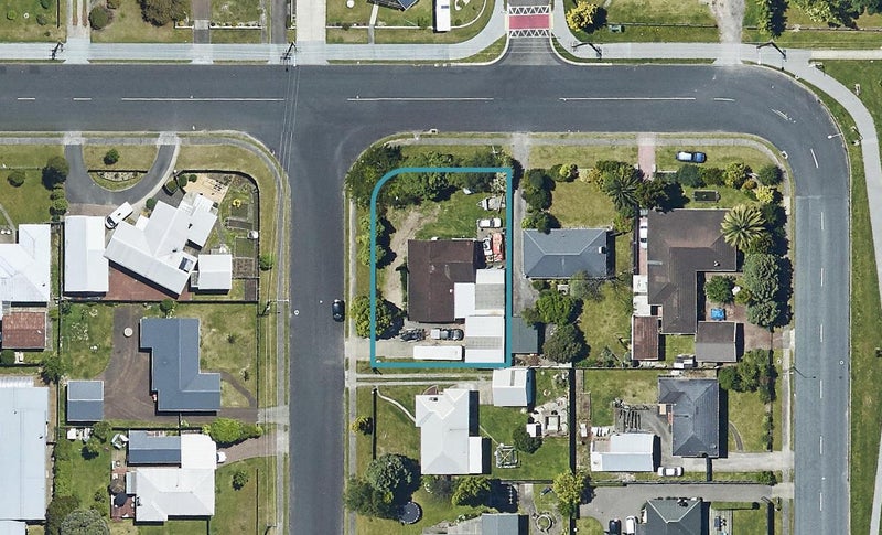 2 Jameson Avenue, Fenton Park, Rotorua - Carousel 1