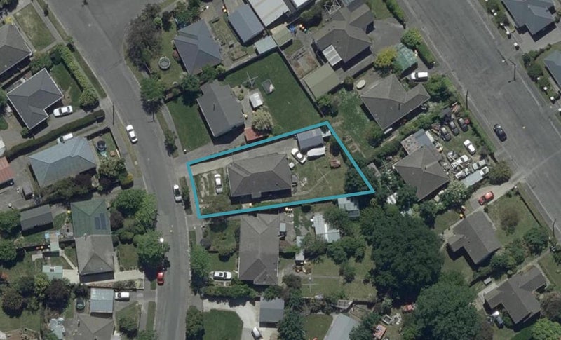 8 Christian Street, Bryndwr, Christchurch - Carousel 1