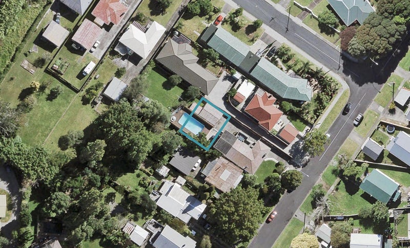 16C Brandon Road, Glen Eden, Auckland - Carousel 1