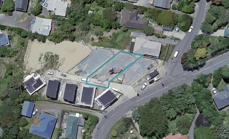 39 Glanmire Road, Newlands, Wellington - Carousel 1