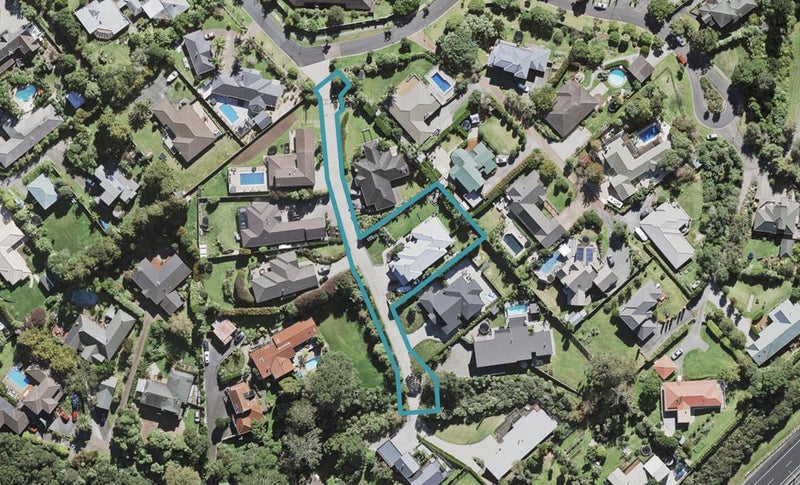 39 Pounamu Avenue, Greenhithe, Auckland - Carousel 1