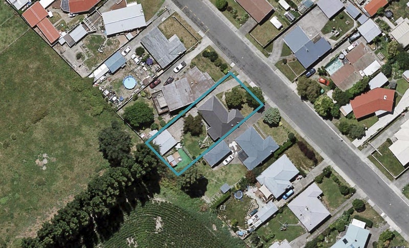 541 Lowe Street, Camberley, Hastings - Carousel 1