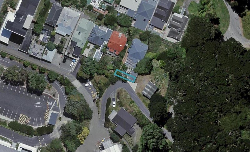 7 Austin Terrace, Mount Victoria, Wellington - Carousel 1