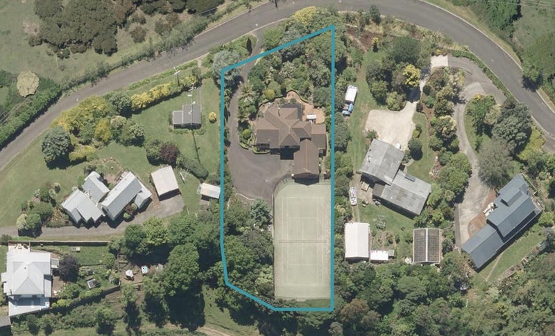 56 Shakespeare Road, Bastia Hill, Whanganui - Carousel 1