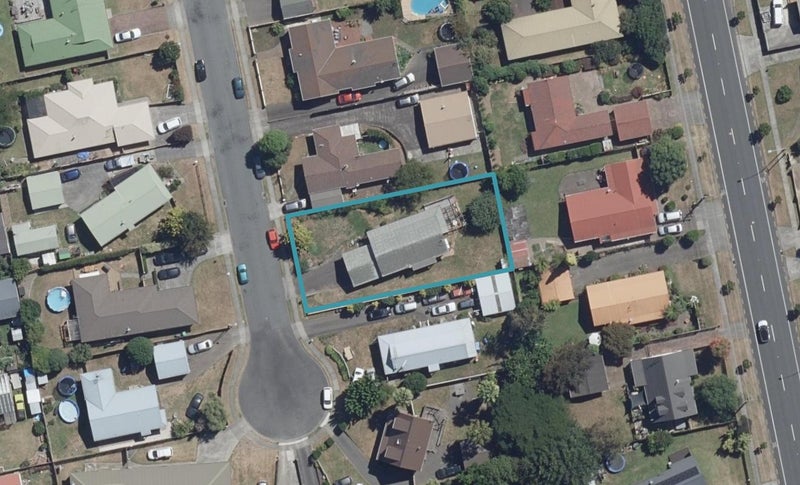 13 Ronald Court, Pukete, Hamilton - Carousel 1