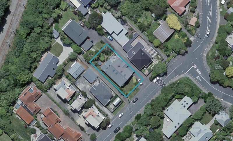 6 Agra Crescent, Khandallah, Wellington - Carousel 1