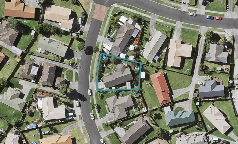 6 Dulwich Place, Burswood, Auckland - Carousel 1