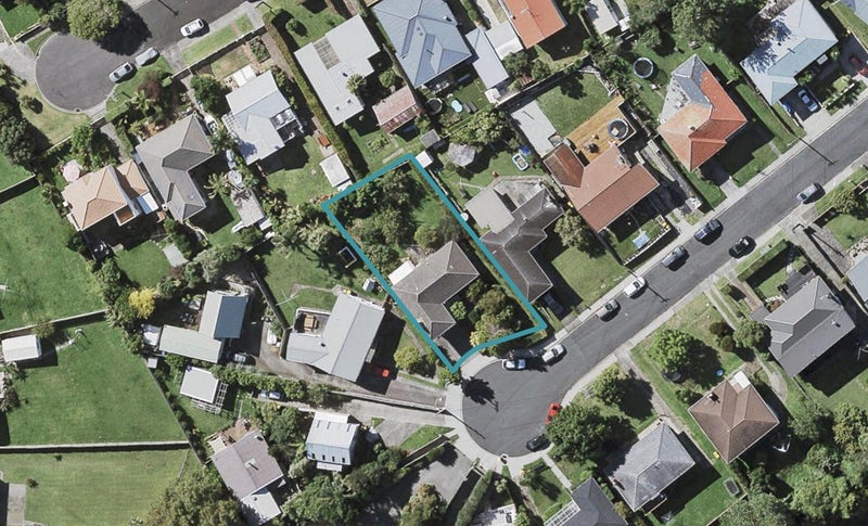 33 Cassino Street, Bayswater, Auckland - Carousel 1