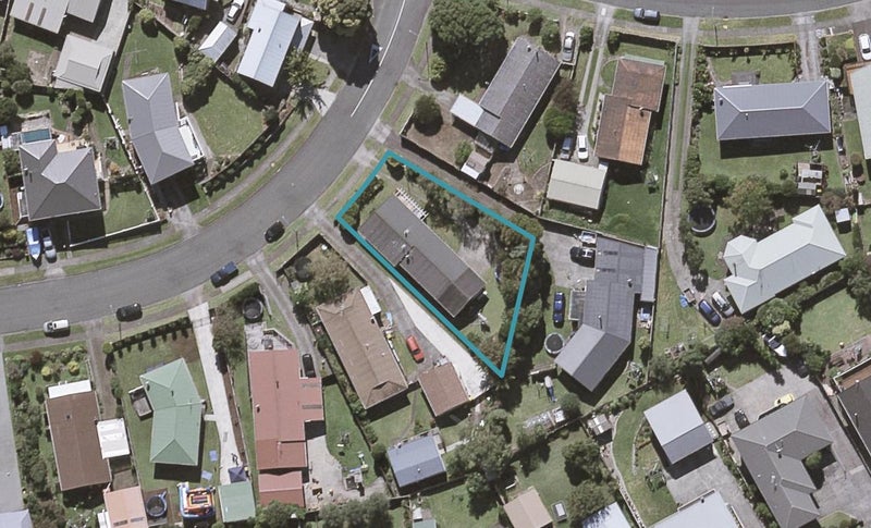 5 Culzean Grove, Bell Block, New Plymouth - Carousel 1