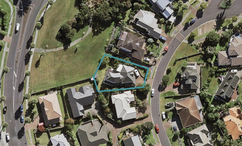 14 Tyrico Close, Unsworth Heights, Auckland - Carousel 1