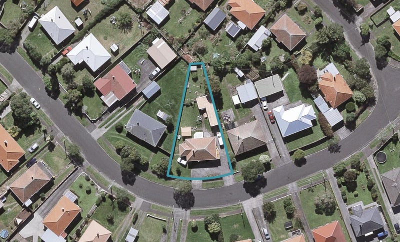 39 Drake Street, Vogeltown, New Plymouth - Carousel 1
