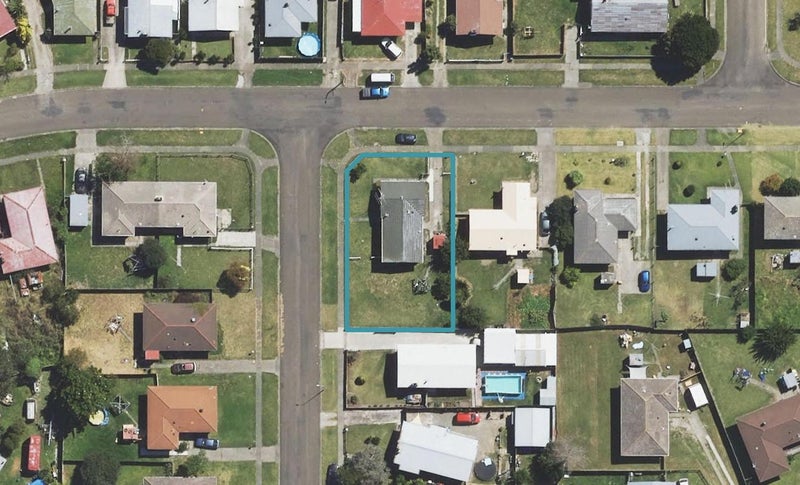 56 Dalton Street, Outer Kaiti, Gisborne - Carousel 1