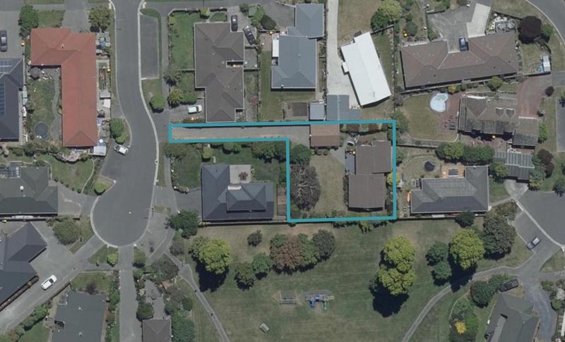 3 Arden Place, Parklands, Christchurch - Carousel 1