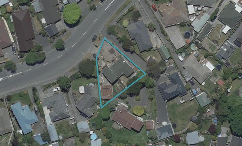 317 Lake Terrace Road, Shirley, Christchurch - Carousel 1