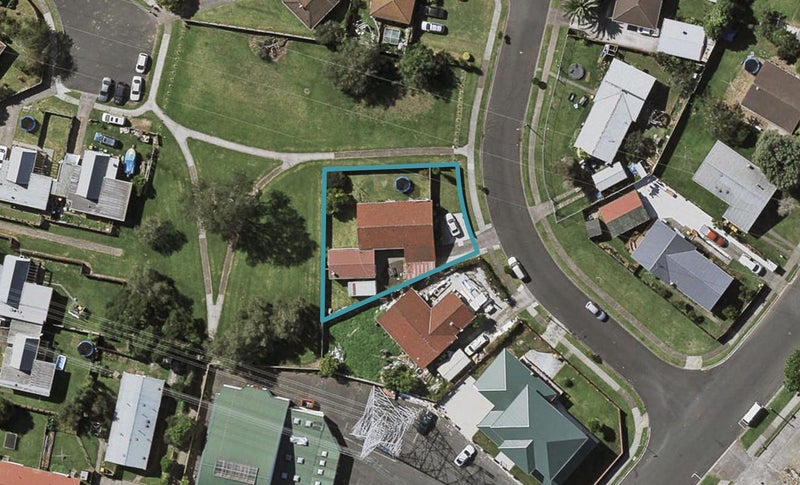6 Blair Place, Otara, Auckland - Carousel 1