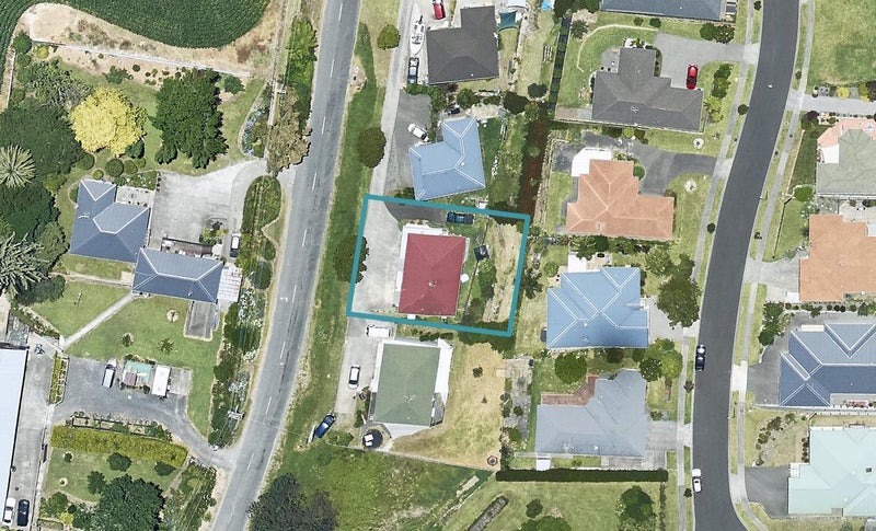 17 Waimapu Pa Road, Hairini, Tauranga - Carousel 1