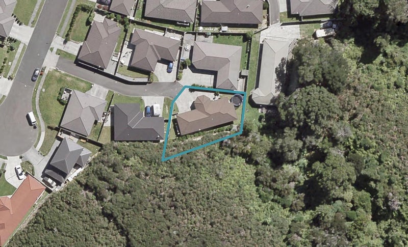 23 Aragon Grove, Kingsley Heights, Upper Hutt - Carousel 1
