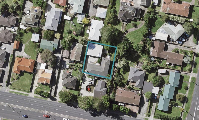 64 Pakuranga Road, Pakuranga, Auckland - Carousel 1