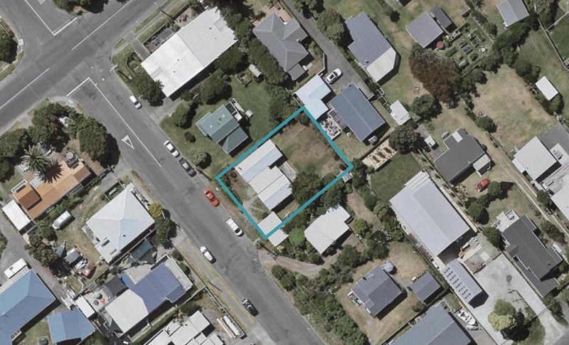 9 Waimea Road, Waikanae Beach, Waikanae - Carousel 1